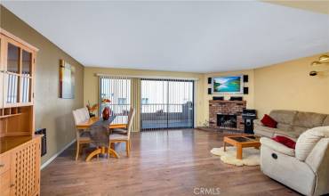 1839 Molino Avenue 2, Signal Hill, California 90755, 2 Bedrooms Bedrooms, ,2 BathroomsBathrooms,Residential,Buy,1839 Molino Avenue 2,PW24193788