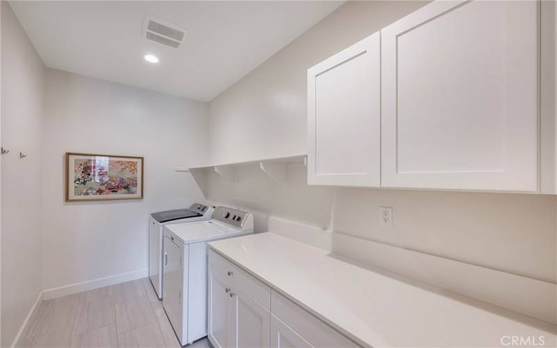 Oversized laundry room