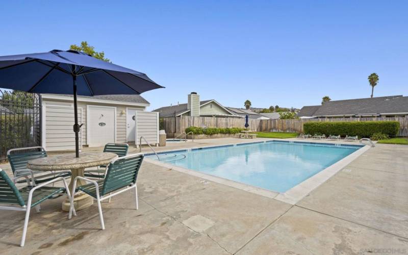 Swimming Pool/Hot Tub/Sauna