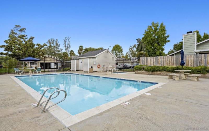 Swimming Pool/Hot Tub/Sauna