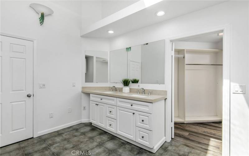 Dual Sinks, Soaking Tub and Oversized Walk-in Closet in the Primary Suite