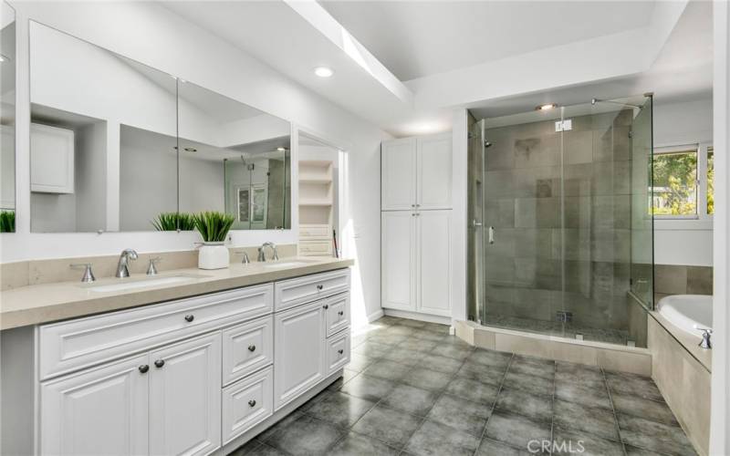 Primary Suite 2 of 2 - Bathroom Ensuite with dual sinks and soaking tub