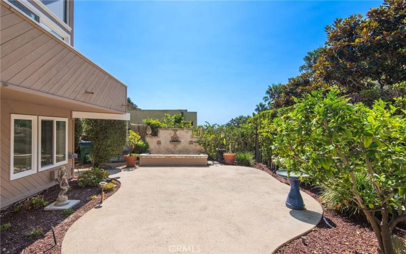 Private ocean view courtyard creates a peaceful entrance