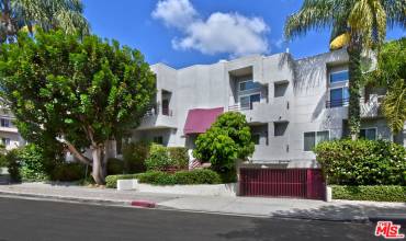 14631 Dickens Street 9, Sherman Oaks, California 91403, 2 Bedrooms Bedrooms, ,2 BathroomsBathrooms,Residential,Buy,14631 Dickens Street 9,24438555