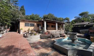 1927 Hyperion Avenue, Los Angeles, California 90027, 3 Bedrooms Bedrooms, ,1 BathroomBathrooms,Residential,Buy,1927 Hyperion Avenue,PW24156819