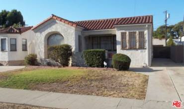 1937 W 80th Street, Los Angeles, California 90047, 3 Bedrooms Bedrooms, ,1 BathroomBathrooms,Residential,Buy,1937 W 80th Street,24441437