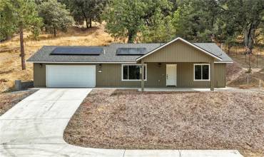 43179 E Sugar Pine Drive, Oakhurst, California 93644, 2 Bedrooms Bedrooms, ,2 BathroomsBathrooms,Residential,Buy,43179 E Sugar Pine Drive,MD24194119