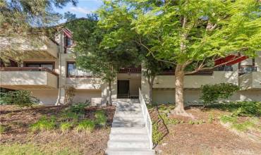 27945 Tyler Lane 344, Canyon Country, California 91387, 3 Bedrooms Bedrooms, ,2 BathroomsBathrooms,Residential,Buy,27945 Tyler Lane 344,SR24194182