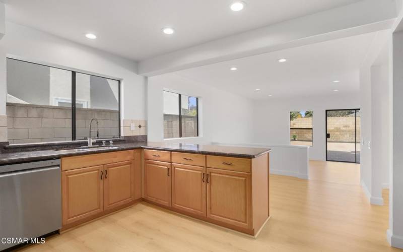 Kitchen/Dining area & Family room