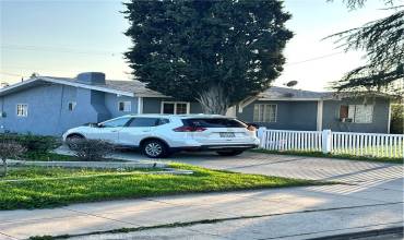 215 W 23rd Street, San Bernardino, California 92405, 3 Bedrooms Bedrooms, ,1 BathroomBathrooms,Residential,Buy,215 W 23rd Street,IV24194508