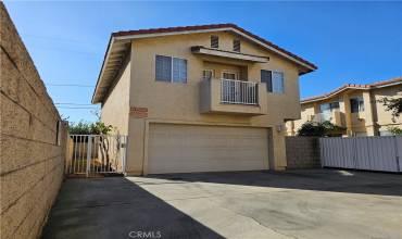 327 N 3rd Street B, Montebello, California 90640, 3 Bedrooms Bedrooms, ,Residential,Buy,327 N 3rd Street B,WS24194403