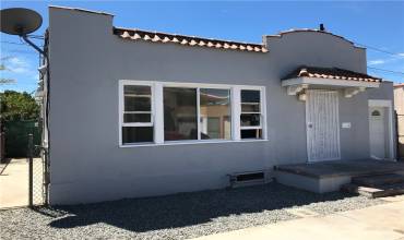 1182 E 9th Street, Long Beach, California 90813, 2 Bedrooms Bedrooms, ,1 BathroomBathrooms,Residential Lease,Rent,1182 E 9th Street,OC24194603