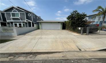 14927 Grevillea Avenue, Lawndale, California 90260, 3 Bedrooms Bedrooms, ,1 BathroomBathrooms,Residential,Buy,14927 Grevillea Avenue,OC24193230