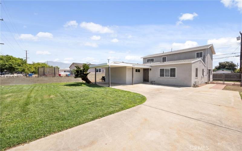 Front of the house with driveway