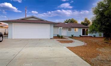 622 W Main Street, Riverside, California 92507, 5 Bedrooms Bedrooms, ,2 BathroomsBathrooms,Residential,Buy,622 W Main Street,IG24191723