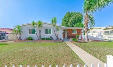 755 E La Verne Avenue, Pomona, California 91767, 3 Bedrooms Bedrooms, ,2 BathroomsBathrooms,Residential,Buy,755 E La Verne Avenue,DW24179983