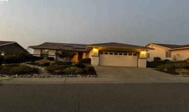 2392 Kingfisher Ln, Lincoln, California 95648, 2 Bedrooms Bedrooms, ,2 BathroomsBathrooms,Residential,Buy,2392 Kingfisher Ln,41069210