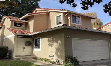 623 Mulqueeney St, Livermore, California 94550, 2 Bedrooms Bedrooms, ,2 BathroomsBathrooms,Residential,Buy,623 Mulqueeney St,41073672