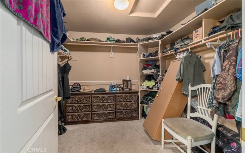 Walk In Closet