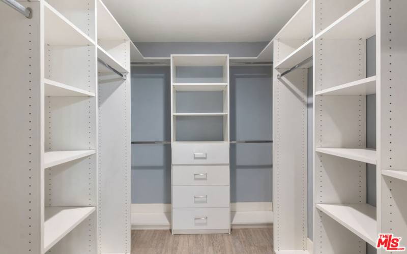 Walk in Closet