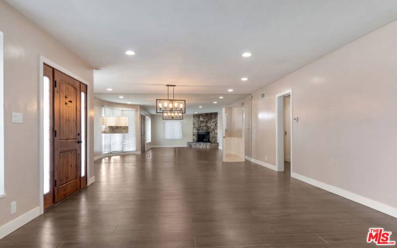 Living and Dining Room Area