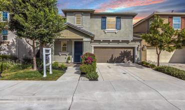 41 Takko Machi Lane, Gilroy, California 95020, 3 Bedrooms Bedrooms, ,2 BathroomsBathrooms,Residential,Buy,41 Takko Machi Lane,ML81980942