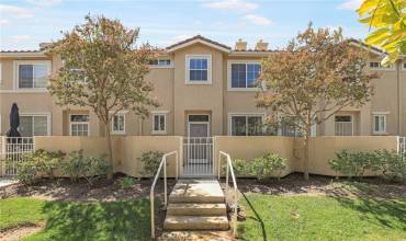 25737 Perlman Place D, Stevenson Ranch, California 91381, 3 Bedrooms Bedrooms, ,2 BathroomsBathrooms,Residential,Buy,25737 Perlman Place D,BB24194492