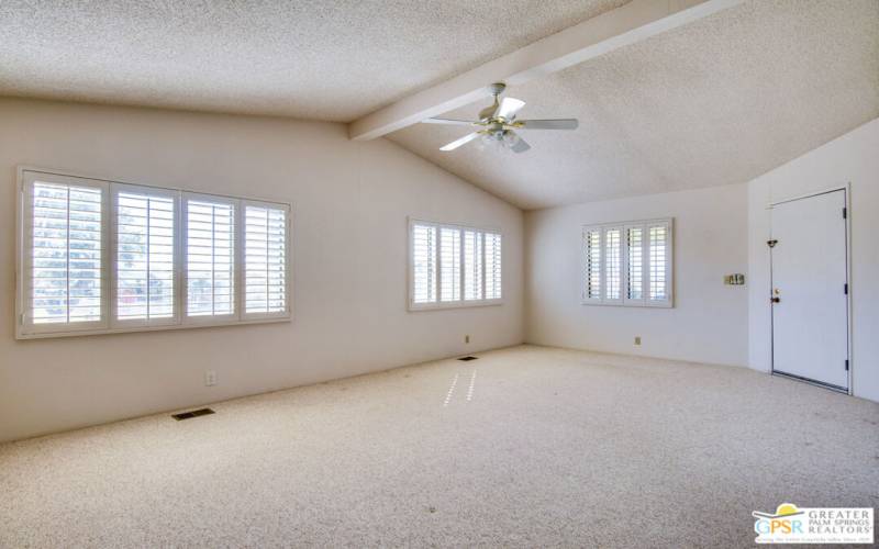 Living room vaulted ceilings