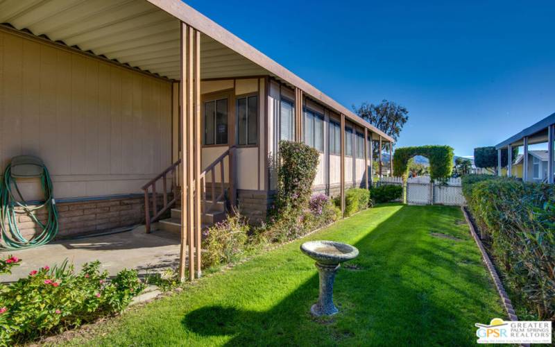 Side covered patio