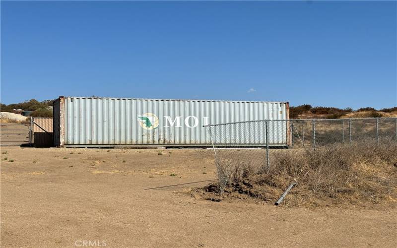 Container with finished interior