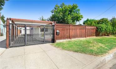 15441 Archwood Street, Van Nuys, California 91406, 3 Bedrooms Bedrooms, ,1 BathroomBathrooms,Residential,Buy,15441 Archwood Street,SR24192561