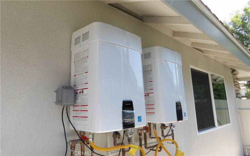 Tankless water heater