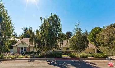 243 N Layton Drive, Los Angeles, California 90049, 4 Bedrooms Bedrooms, ,2 BathroomsBathrooms,Residential Lease,Rent,243 N Layton Drive,24439375