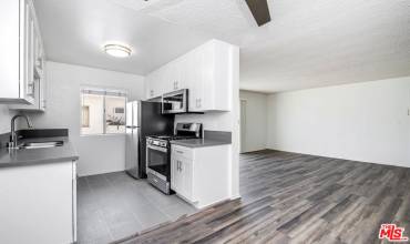 836 Westbourne Drive 202, West Hollywood, California 90069, 1 Bedroom Bedrooms, ,1 BathroomBathrooms,Residential Lease,Rent,836 Westbourne Drive 202,24442365