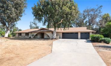 18561 Bert Road, Riverside, California 92508, 4 Bedrooms Bedrooms, ,2 BathroomsBathrooms,Residential,Buy,18561 Bert Road,OC24195965