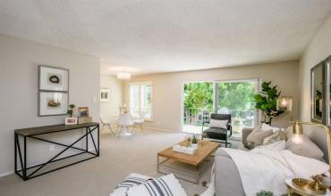 815 N Humboldt Street 304, San Mateo, California 94401, 1 Bedroom Bedrooms, ,1 BathroomBathrooms,Residential,Buy,815 N Humboldt Street 304,ML81981122