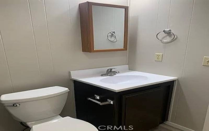 2nd bathroom