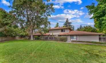 178 Peach Terrace, Santa Cruz, California 95060, 2 Bedrooms Bedrooms, ,1 BathroomBathrooms,Residential,Buy,178 Peach Terrace,ML81981136