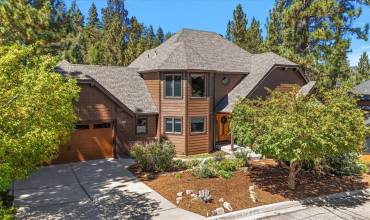 42762 Castlewood Road, Big Bear Lake, California 92315, 3 Bedrooms Bedrooms, ,1 BathroomBathrooms,Residential,Buy,42762 Castlewood Road,EV24195989