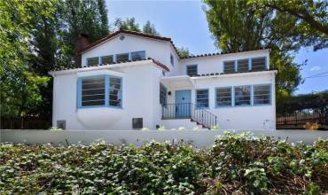 13632 Oak Canyon Avenue, Sherman Oaks, California 91423, 3 Bedrooms Bedrooms, ,2 BathroomsBathrooms,Residential Lease,Rent,13632 Oak Canyon Avenue,SR24196380