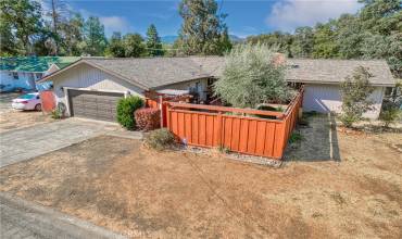 6303 Lakeside Drive, Clearlake, California 95422, 3 Bedrooms Bedrooms, ,2 BathroomsBathrooms,Residential,Buy,6303 Lakeside Drive,LC24196372