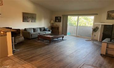 5500 Lindley Avenue 207, Encino, California 91316, 1 Bedroom Bedrooms, ,1 BathroomBathrooms,Residential,Buy,5500 Lindley Avenue 207,SR24196590