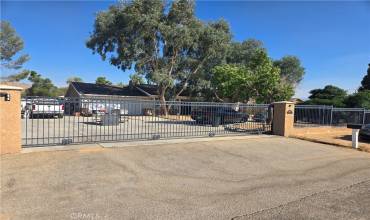 16815 Neenach Road, Apple Valley, California 92307, 3 Bedrooms Bedrooms, ,2 BathroomsBathrooms,Residential,Buy,16815 Neenach Road,IV24196451