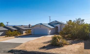 6671 Copper Mountain Road, 29 Palms, California 92277, 3 Bedrooms Bedrooms, ,2 BathroomsBathrooms,Residential,Buy,6671 Copper Mountain Road,JT24195503