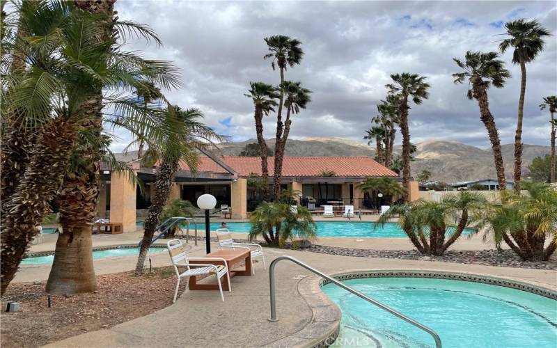 All Natural Mineral Pools and Jacuzzis