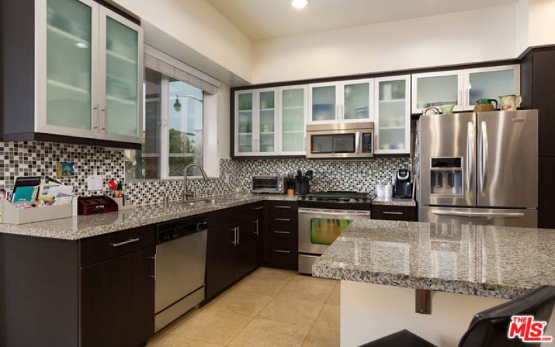 Kitchen w/ Stainless Steel appliances