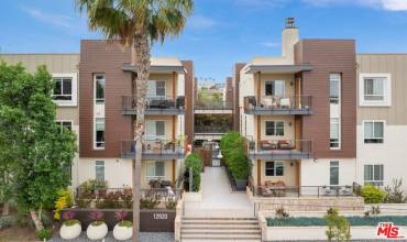 12920 RUNWAY Road 162, Playa Vista, California 90094, 3 Bedrooms Bedrooms, ,2 BathroomsBathrooms,Residential Lease,Rent,12920 RUNWAY Road 162,24443107