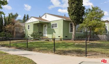 6153 Clybourn Avenue #6153, North Hollywood, California 91606, 2 Bedrooms Bedrooms, ,1 BathroomBathrooms,Residential Lease,Rent,6153 Clybourn Avenue #6153,24443175