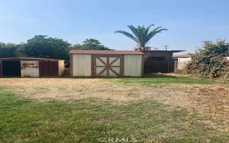 Tuff shed in backyard