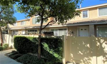 857 S Pagossa Way, Anaheim, California 92808, 2 Bedrooms Bedrooms, ,2 BathroomsBathrooms,Residential Lease,Rent,857 S Pagossa Way,OC24197043